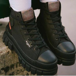Palladium platform combat boots
